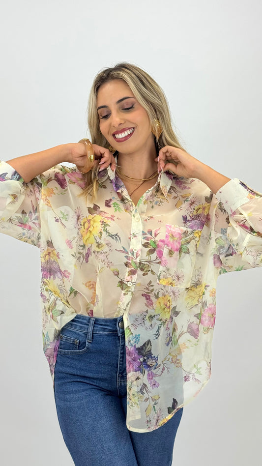 Camisa floral fundo pérola