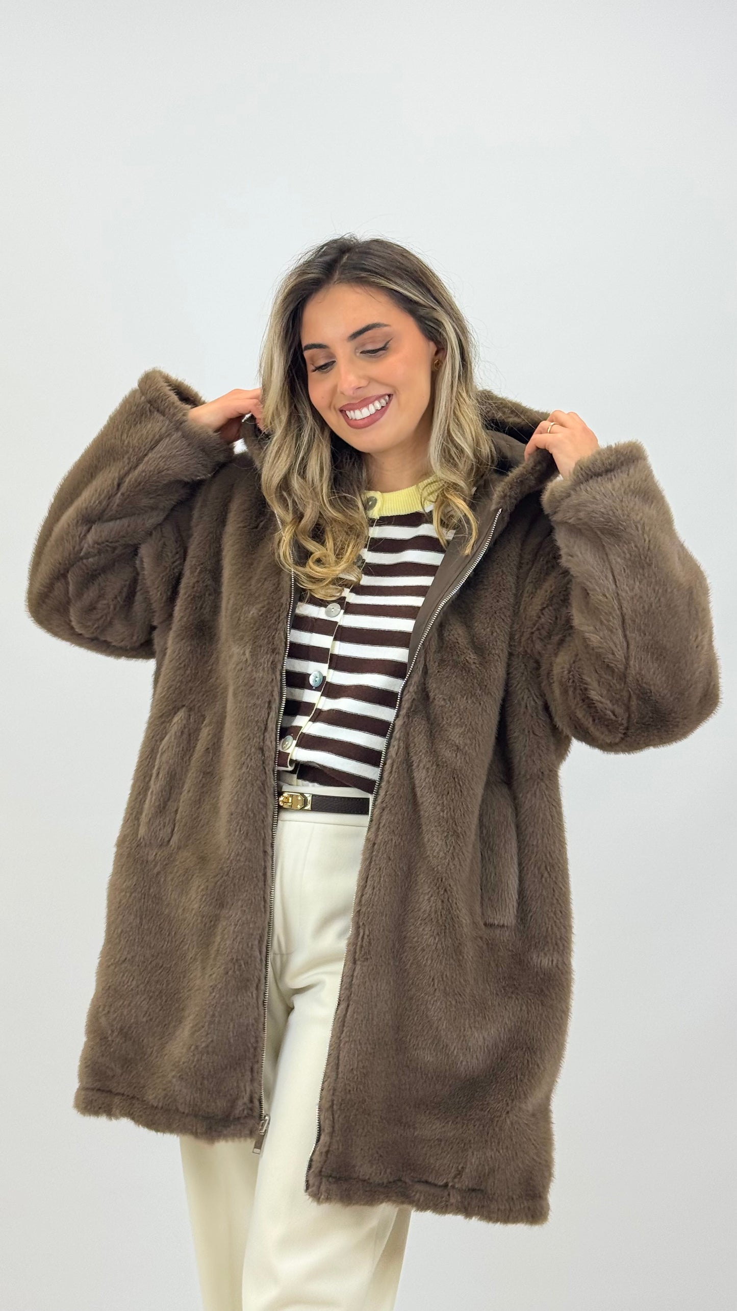 Casaco impermeável reversível castanho com pelinho