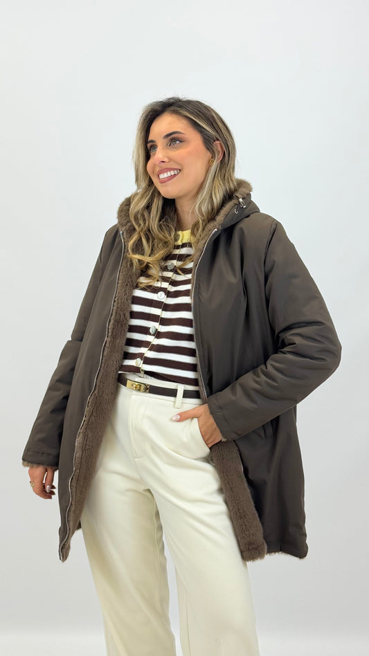 Casaco impermeável reversível castanho com pelinho
