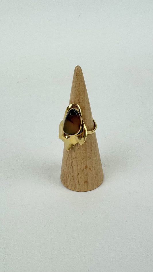 Anel aço assimétrico com pedra camel