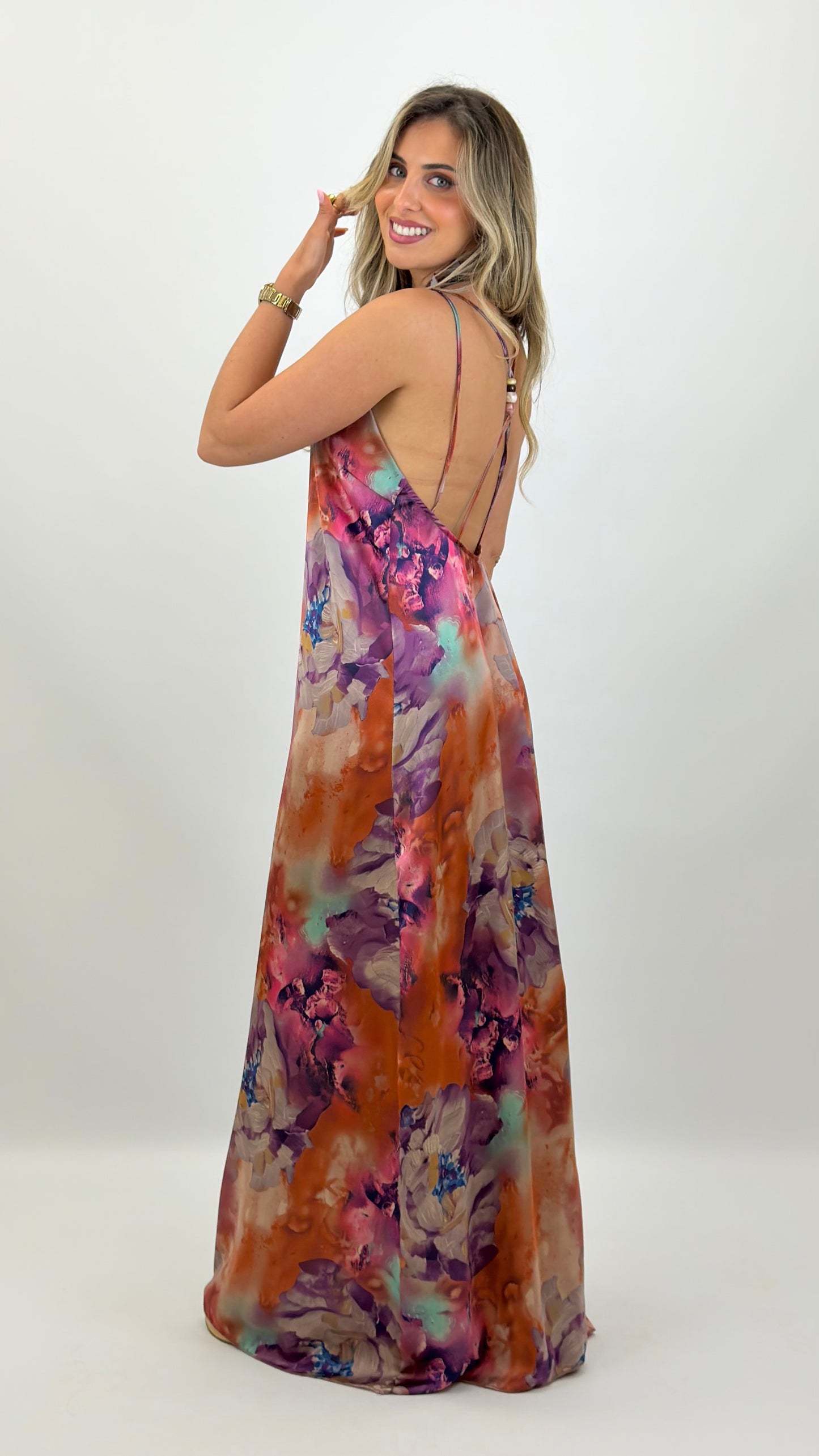 Vestido acetinado alças estampado colorido