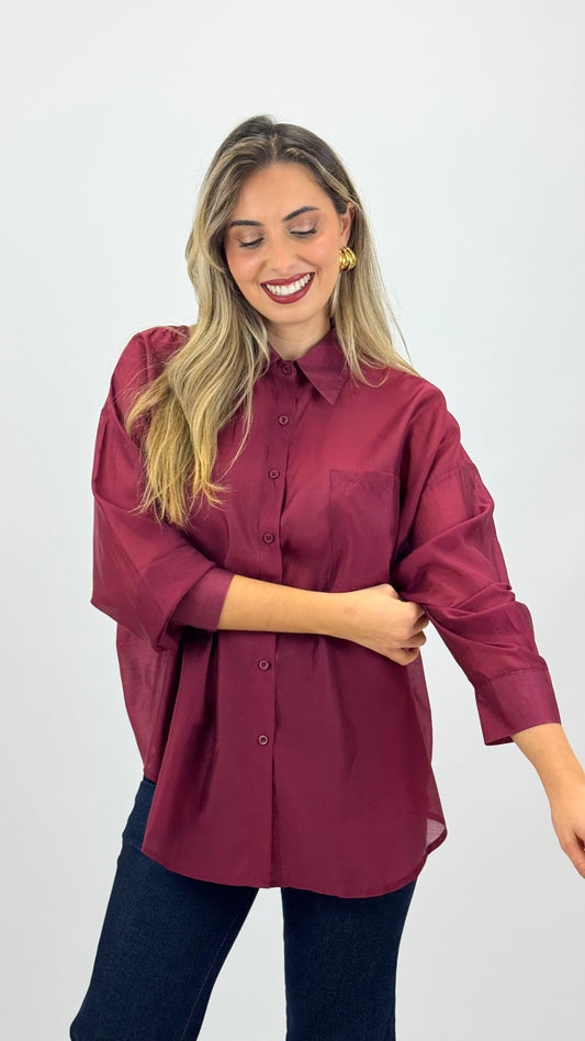 Blusa em tecido fluído bordeaux
