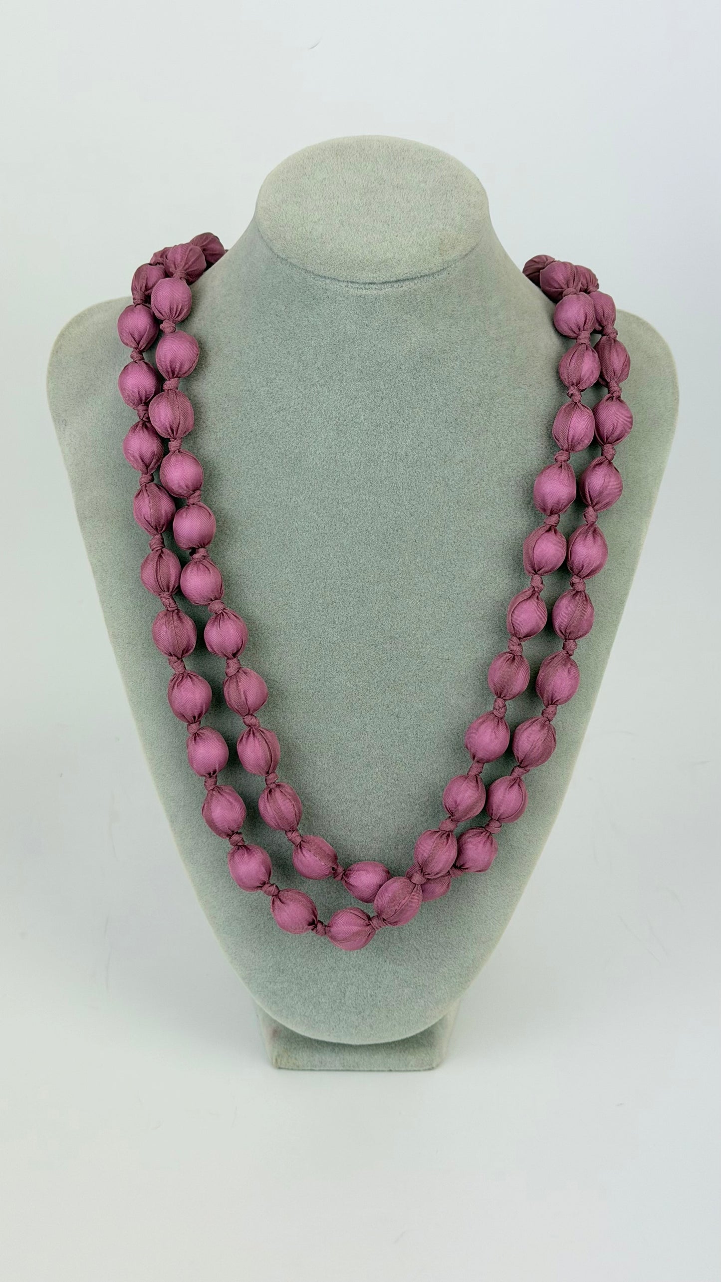 Colar tecido bolas rosa/lilás