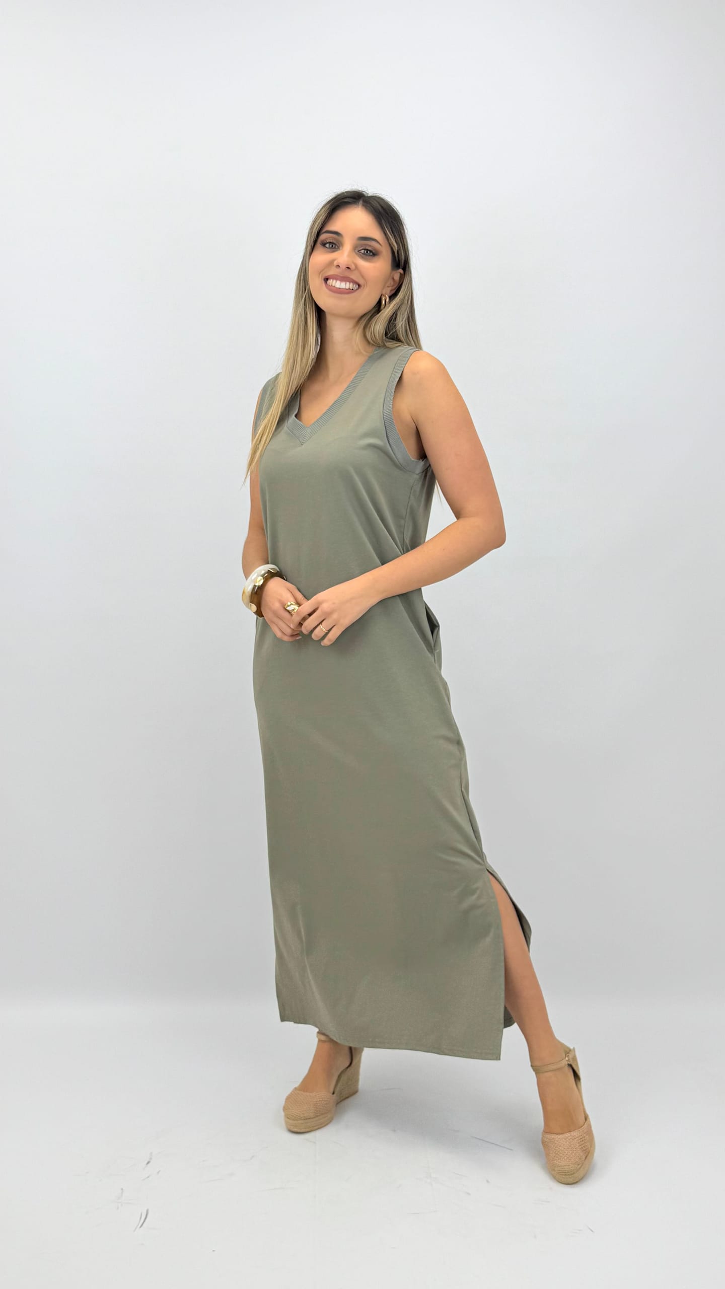 Vestido básico com bolsos Verde