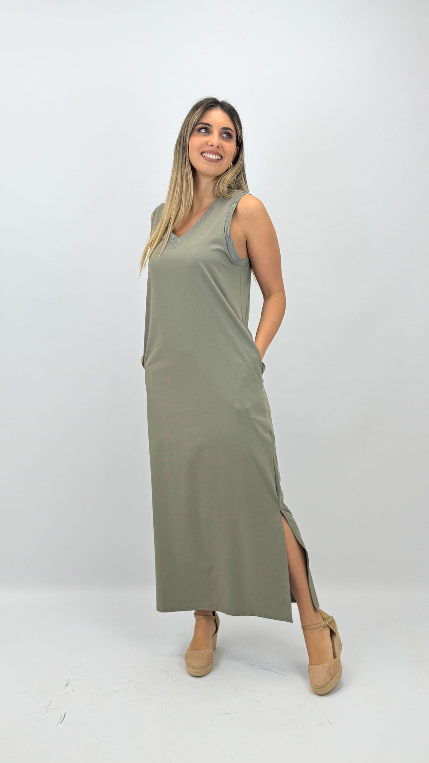 Vestido básico com bolsos Verde