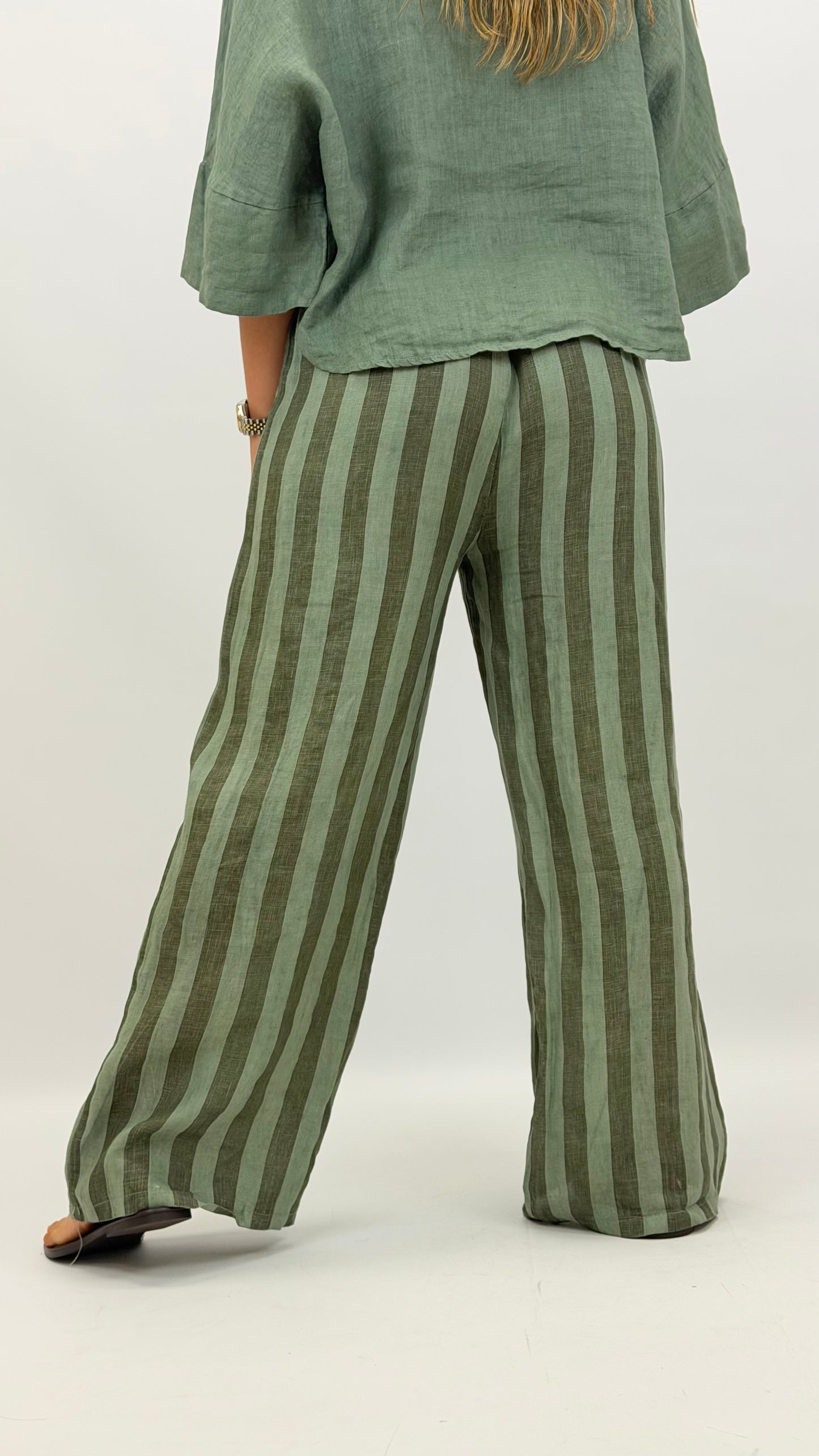 Calça linho risca tons verde