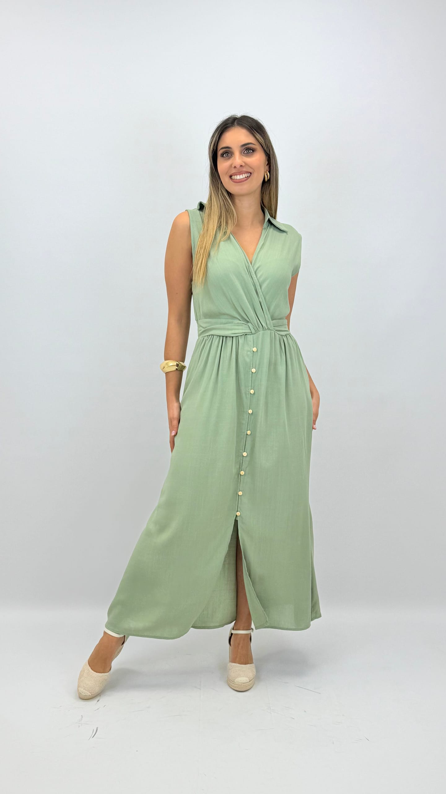 Vestido midi cavado verde