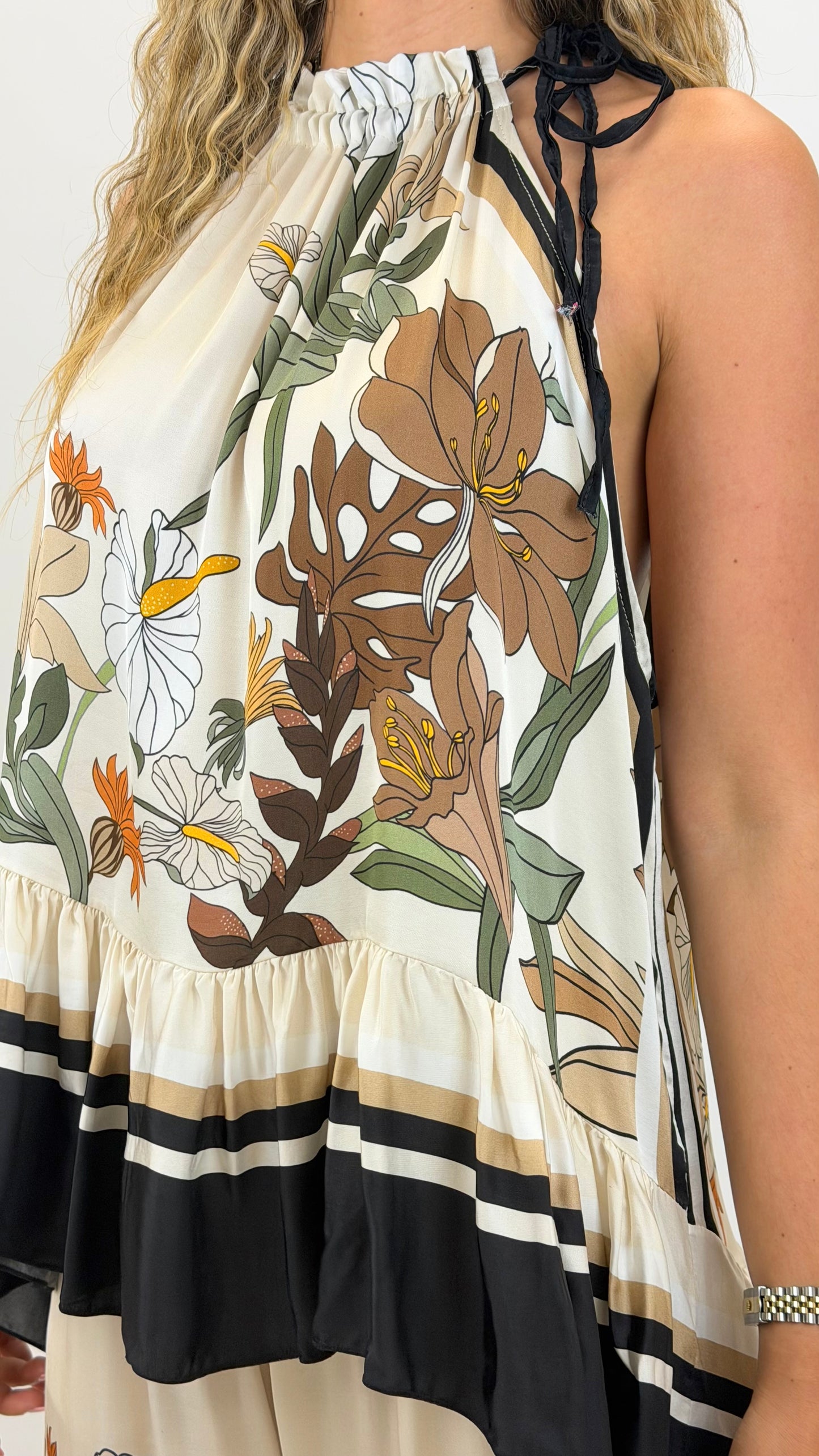 Top alças acetinado creme e preto estampado floral