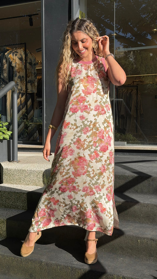 Vestido cavado midi estampado floral romântico
