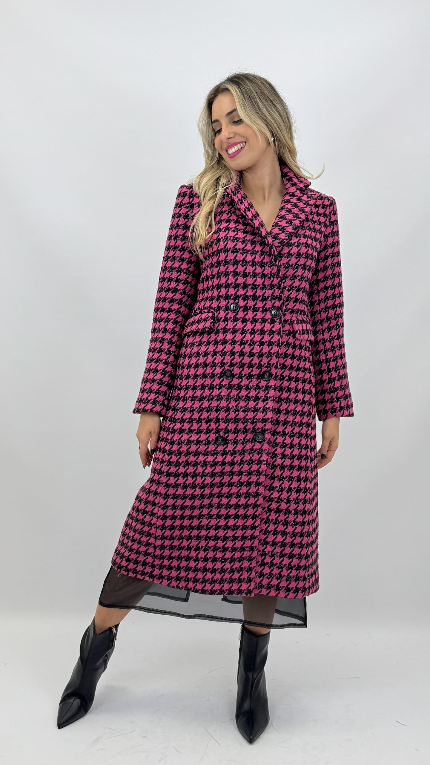 Casaco fazenda pied-de-poule preto e rosa