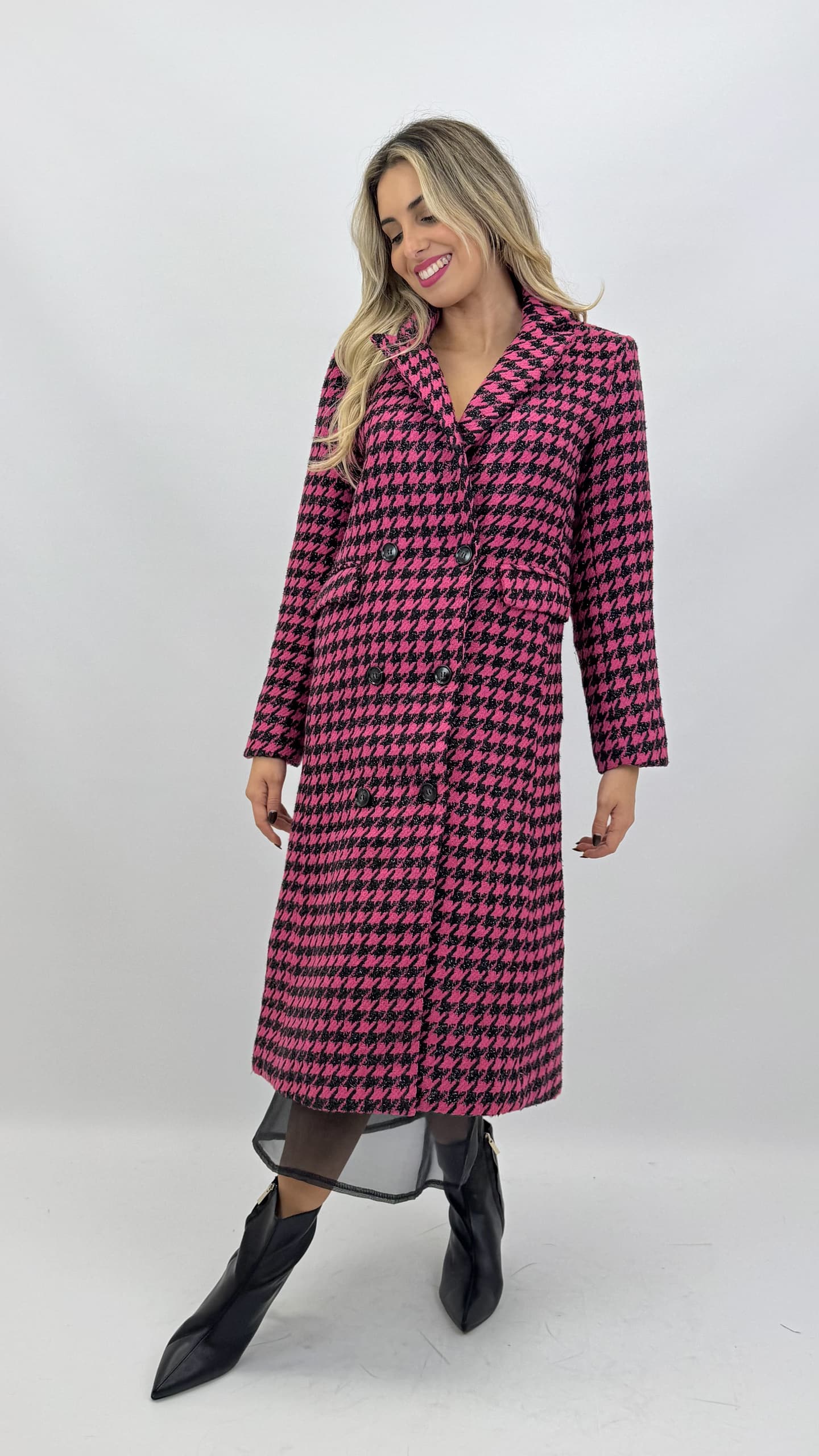 Casaco fazenda pied-de-poule preto e rosa