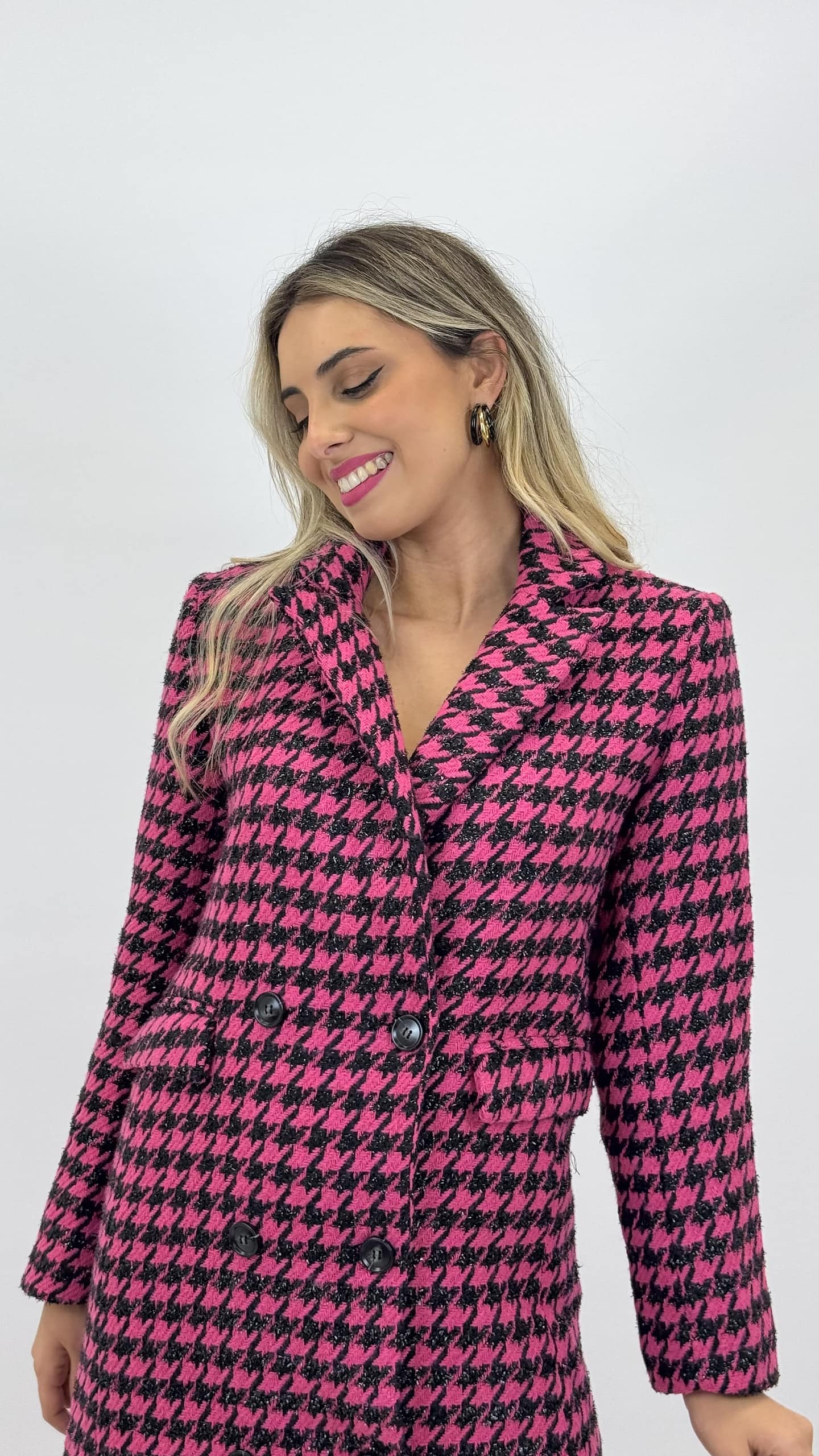 Casaco fazenda pied-de-poule preto e rosa