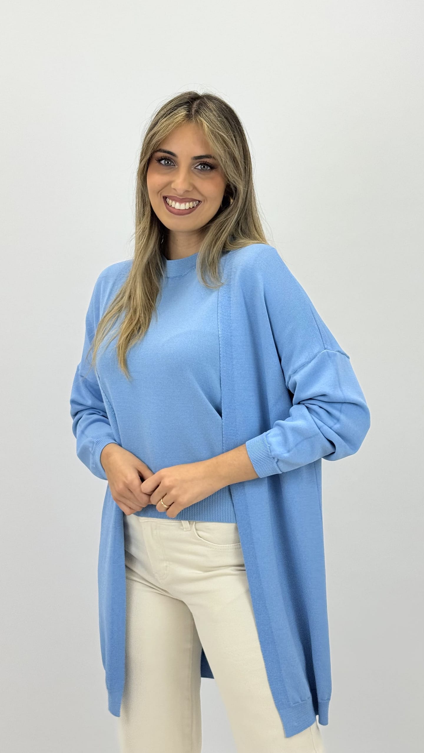 Casaco malha fria azul-celeste