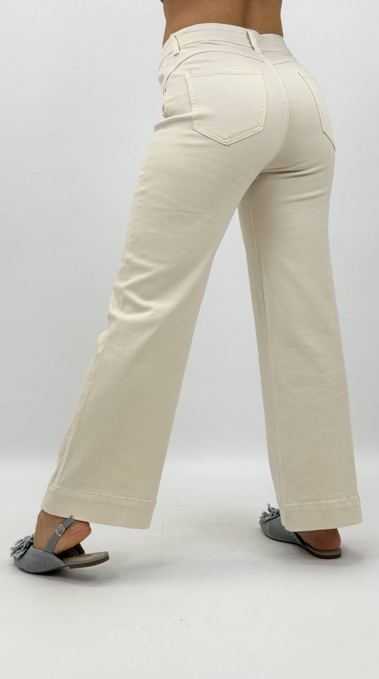Calça sarja elástica modelo wide-leg bege