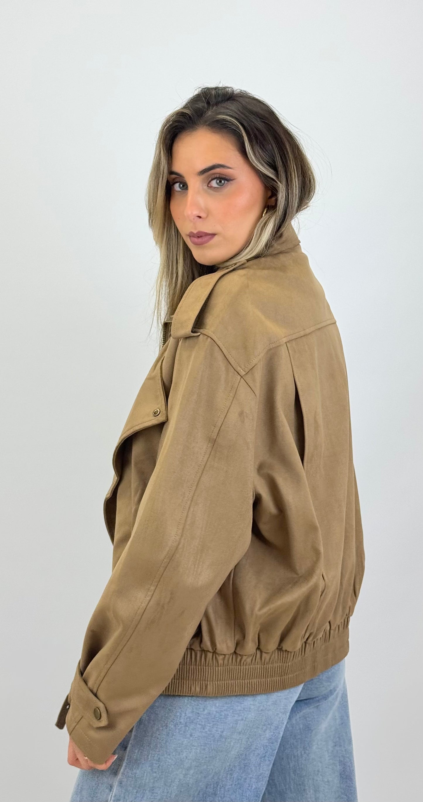 Blusão estilo camurça camel