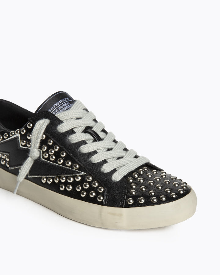 Sapatilha thunder com tachas preto
