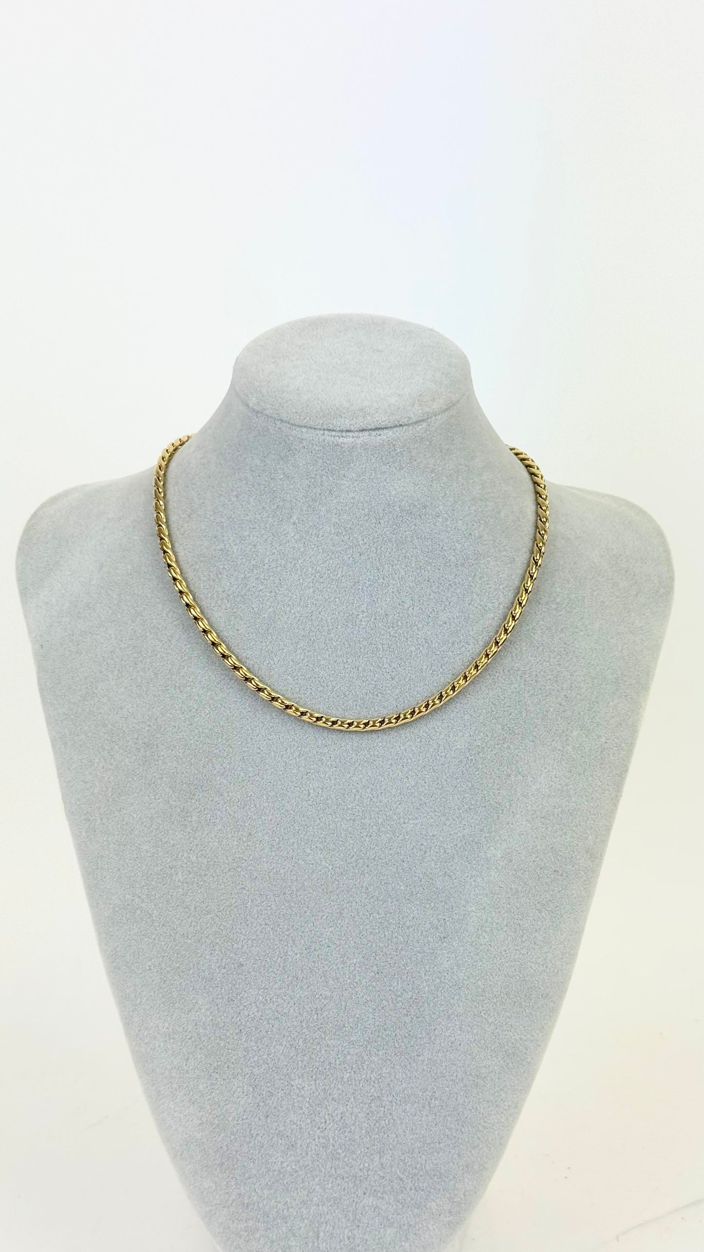 Colar cordão dourado