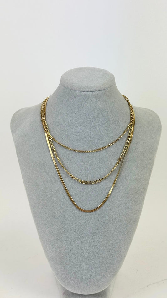 Colar dourado 3 voltas