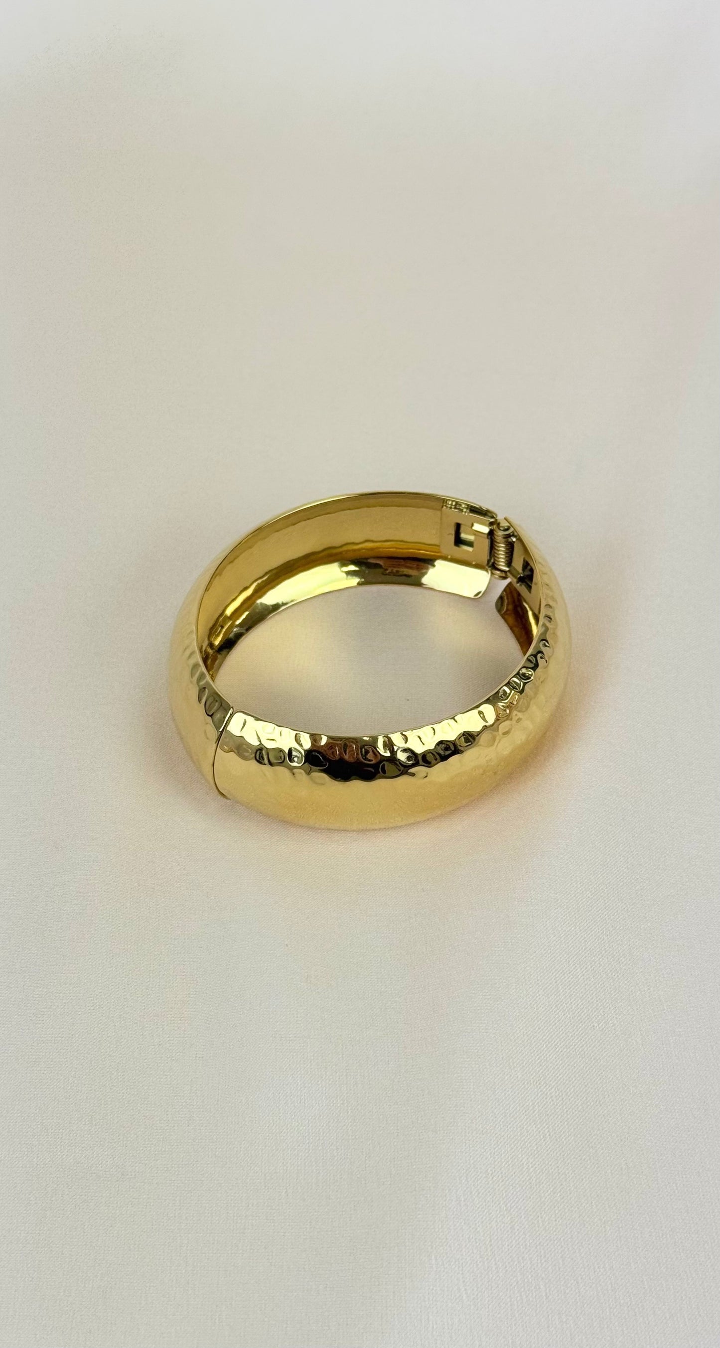 Pulseira escrava dourada