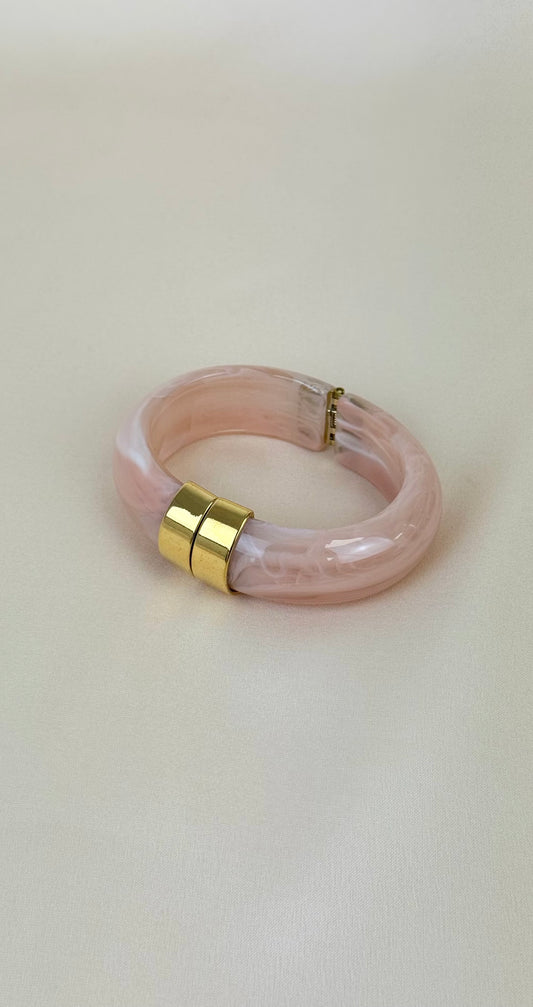 Pulseira rosa acrílica