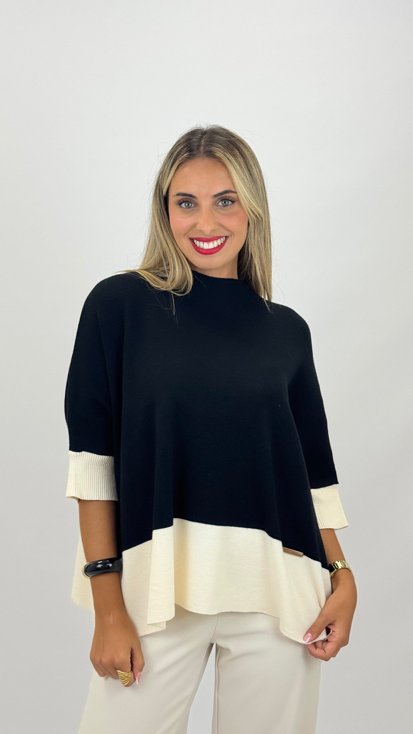Camisola manga 3/4 preta com barra pérola