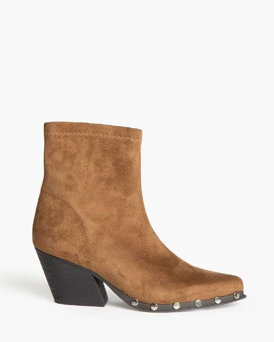 Botins camel com tachas